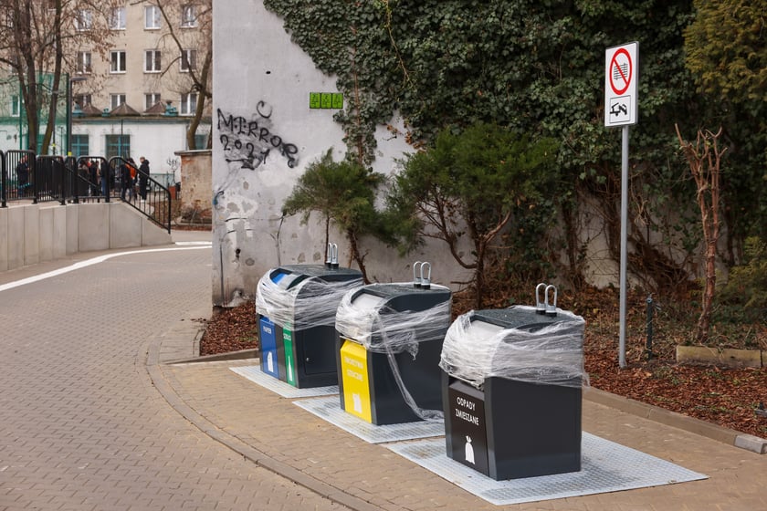 Wyremontowane podw&oacute;rko w kwartale&nbsp;Jaracza &ndash; Orzeszkowej &ndash; Wyszyńskiego - Nowowiejska