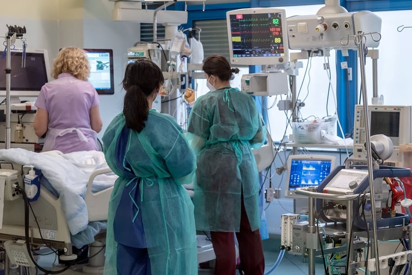 pandemia Covid-19 we Wrocławiu, Uniwersytecki Szpital Kliniczny