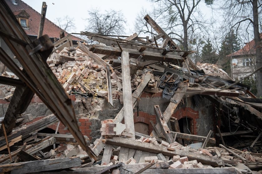 Zburzona zabytkowa willa przy Kasprowicza 23. Zdjęcie archiwalne z 2024
