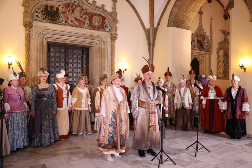 Spotkanie z parami z wieloletnim stażem w Ratuszu - 11.03.2025 r.