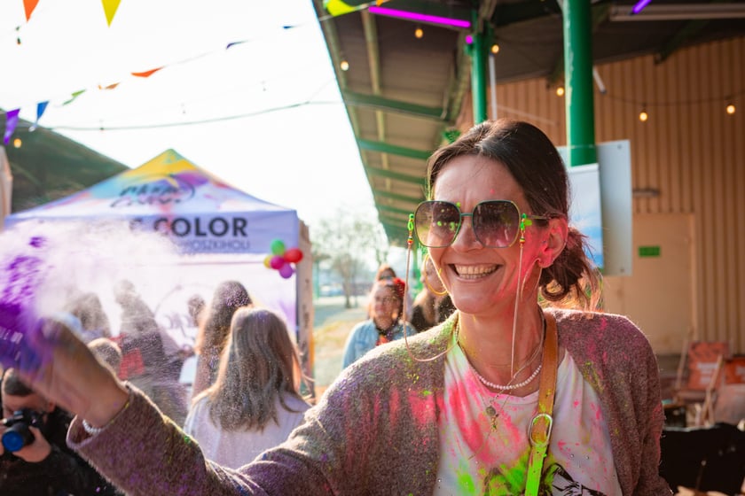 Świetna zabawa w sobotę 29 marca na Świebodzkim - Wroclaw Holi Celebration 2025, czyli Festiwalu Kolorów