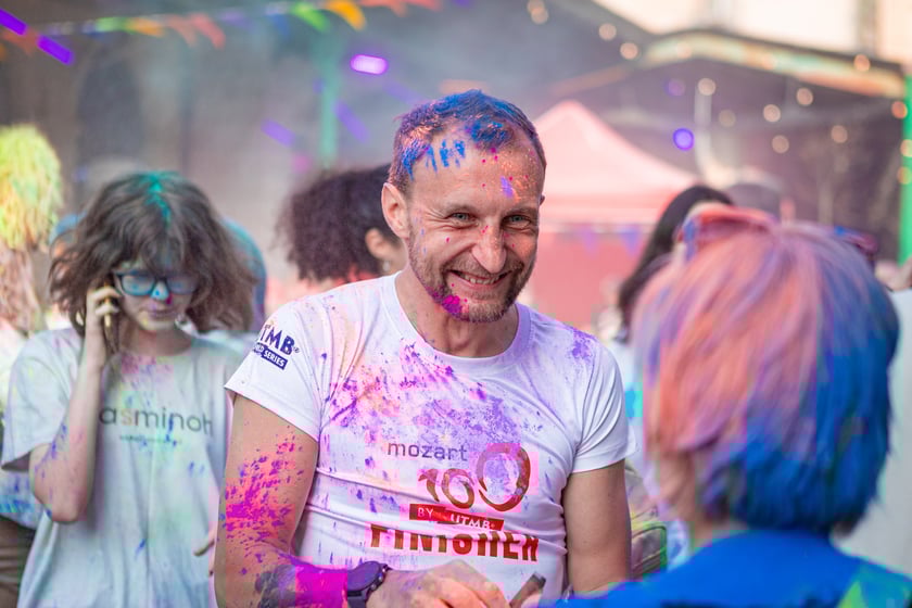 Świetna zabawa w sobotę 29 marca na Świebodzkim - Wroclaw Holi Celebration 2025, czyli Festiwalu Kolorów