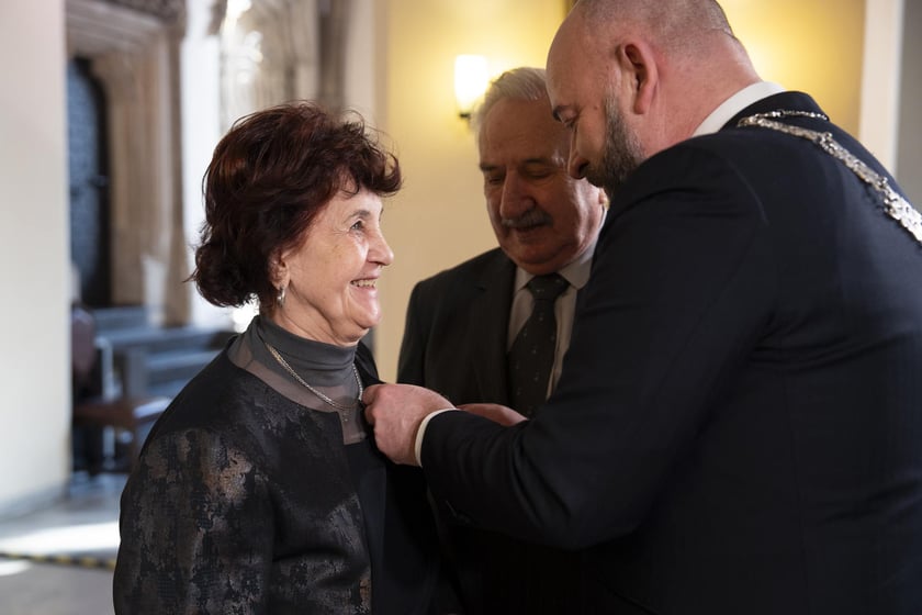 Odznaczenia dla małżeństw z długoletnim stażem, 1 kwietnia 2025