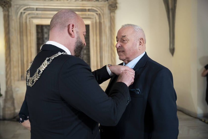 Odznaczenia dla małżeństw z długoletnim stażem, 1 kwietnia 2025
