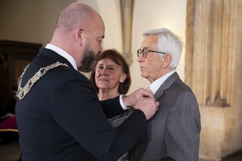 Odznaczenia dla małżeństw z długoletnim stażem, 1 kwietnia 2025