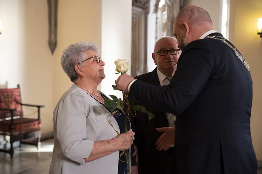 Odznaczenia dla małżeństw z długoletnim stażem, 1 kwietnia 2025