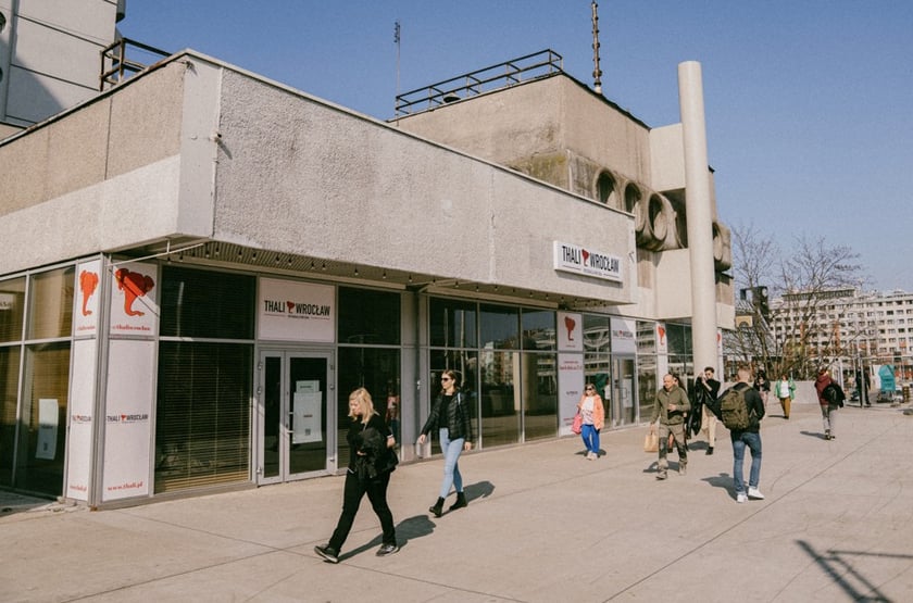 Restauracja Thali na Placu Grunwaldzkim przed otwarciem