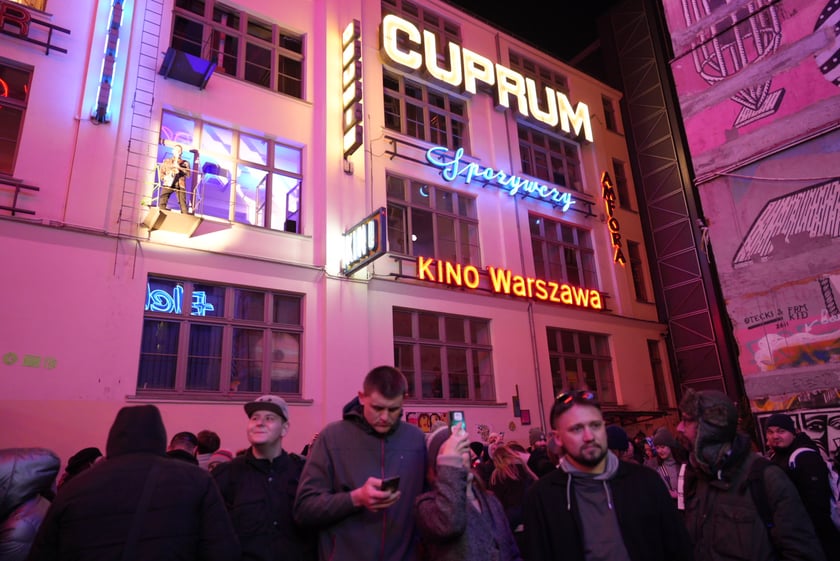 Wrocławska galeria neonów przy Ruskiej znów świeci! Niezwykły pokaz - 5.04.2025