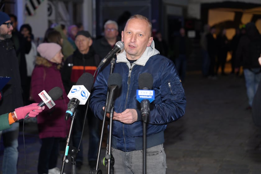 Wrocławska galeria neonów przy Ruskiej znów świeci! Niezwykły pokaz - 5.04.2025