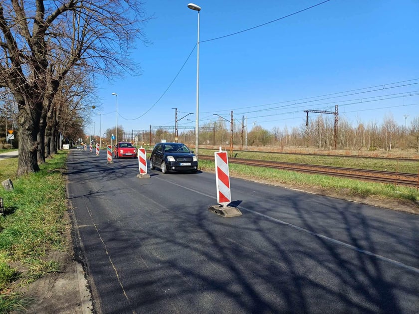 Mościckiego po wymianie nawierzchni, kwiecień 2025