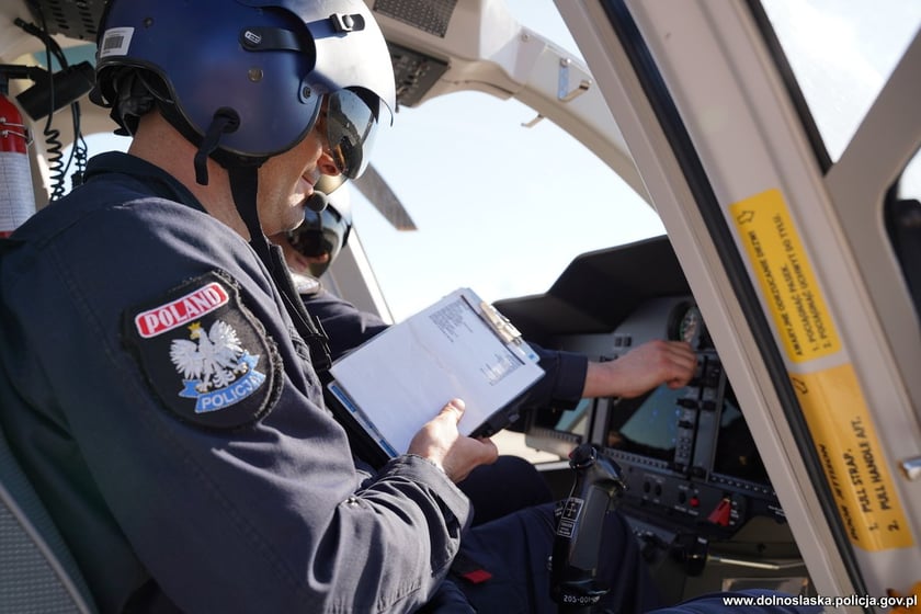 Śmigłowiec Bell-407GXi to nowa maszyna dolnośląskiej policji stacjonująca we Wrocławiu