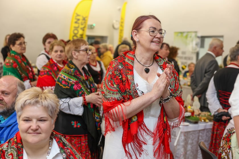 Prezentacja tradycyjnych stołów wielkanocnych i Jarmark Wielkanocny na Zwycięskiej, 12.04.2025