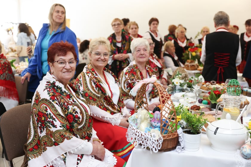 Prezentacja tradycyjnych stołów wielkanocnych i Jarmark Wielkanocny na Zwycięskiej, 12.04.2025
