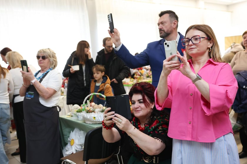 Prezentacja tradycyjnych stołów wielkanocnych i Jarmark Wielkanocny na Zwycięskiej, 12.04.2025