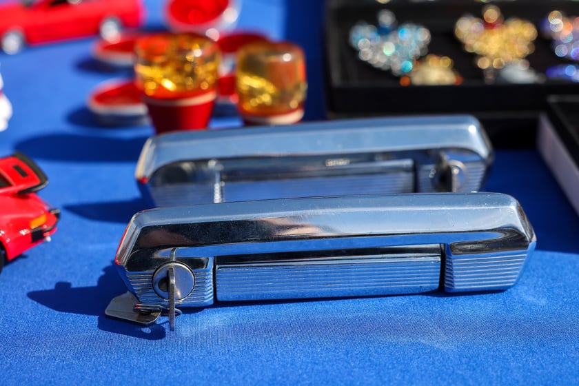 Giełda Staroci przy Hali Stulecia w niedzielę 13 kwietnia 2025 roku