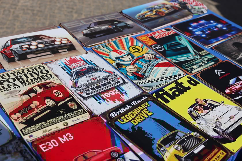 Giełda Staroci przy Hali Stulecia w niedzielę 13 kwietnia 2025 roku