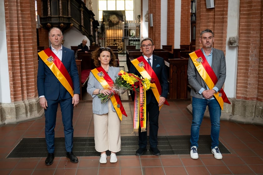 Pożegnanie Wojciecha Adamskiego w Kaplicy Rajców Miejskich Wrocławia w Kościele Garnizonowym