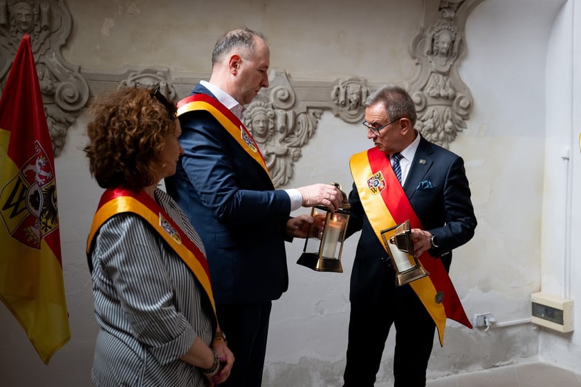 Pożegnanie Wojciecha Adamskiego w Kaplicy Rajców Miejskich Wrocławia w Kościele Garnizonowym
