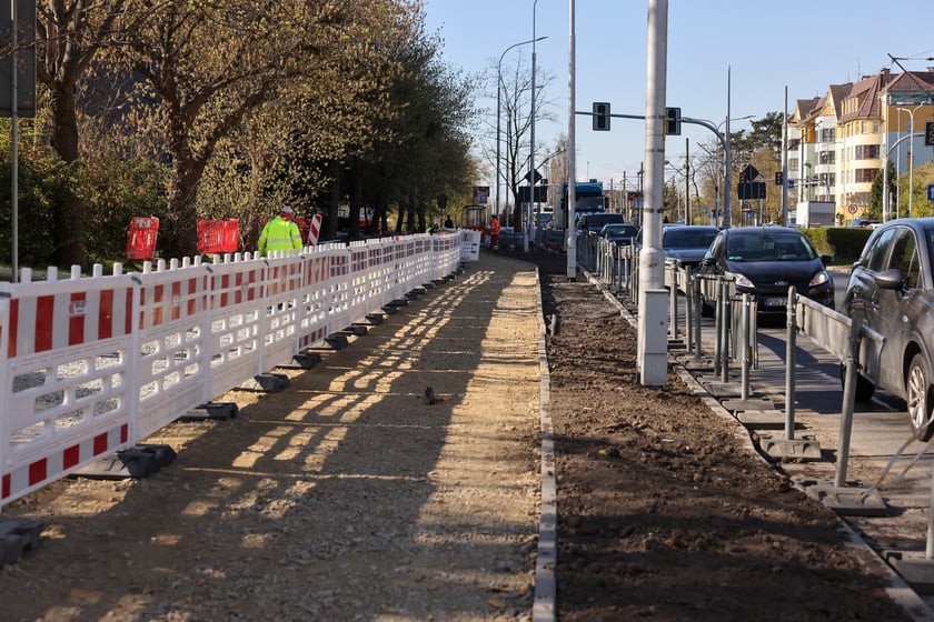 Przebudowa chodnika przy Ślężnej, kwiecień 2025