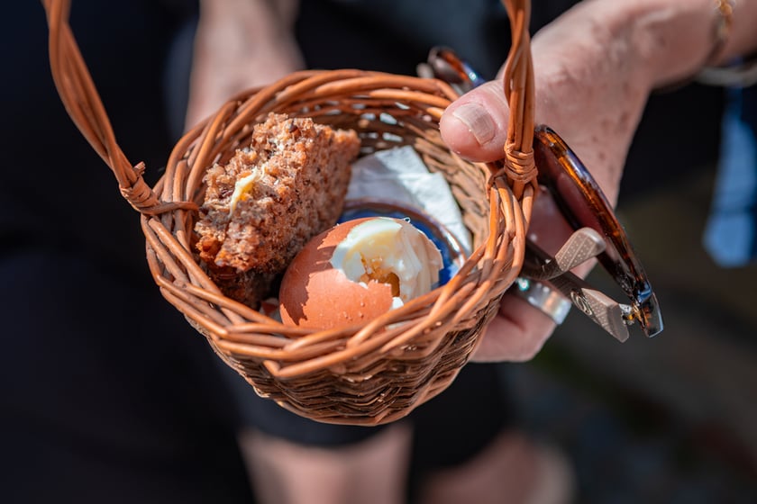 Święcenie pokarmów pod wrocławską Katedrą, 19 kwietnia 2025 rok