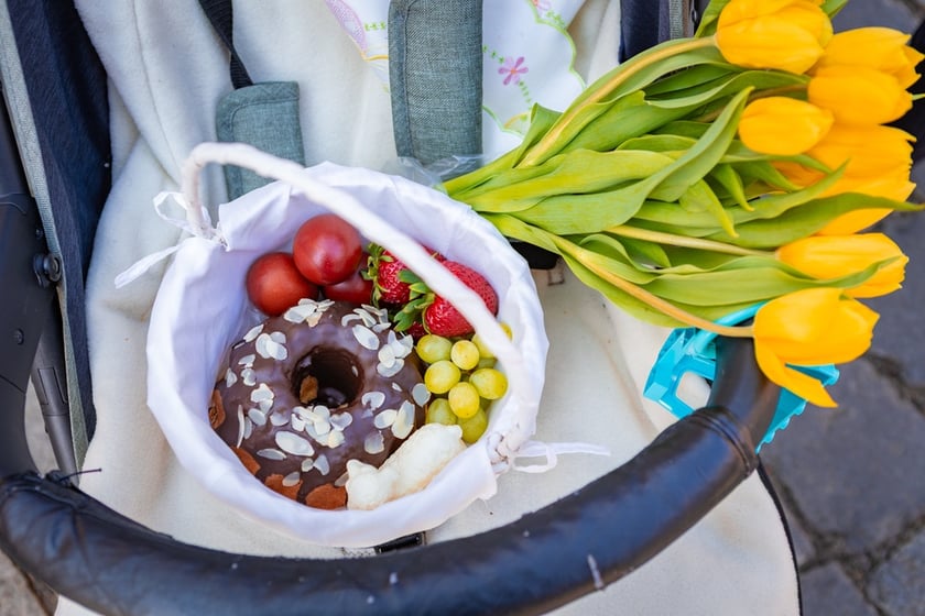 Święcenie pokarmów pod wrocławską Katedrą, 19 kwietnia 2025 rok