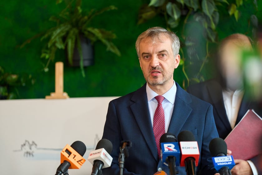 dr Andrzej Jerie, dyrektor Centrum Historii Zajezdnia, pełnomocnik Prezydenta Wrocławia ds. Roku Pojednania.