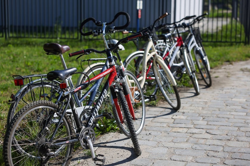 Briefing dotyczący przekazania rowerów z Biura Rzeczy Znalezionych wrocławskiego ZDiUM podopiecznym MOPS