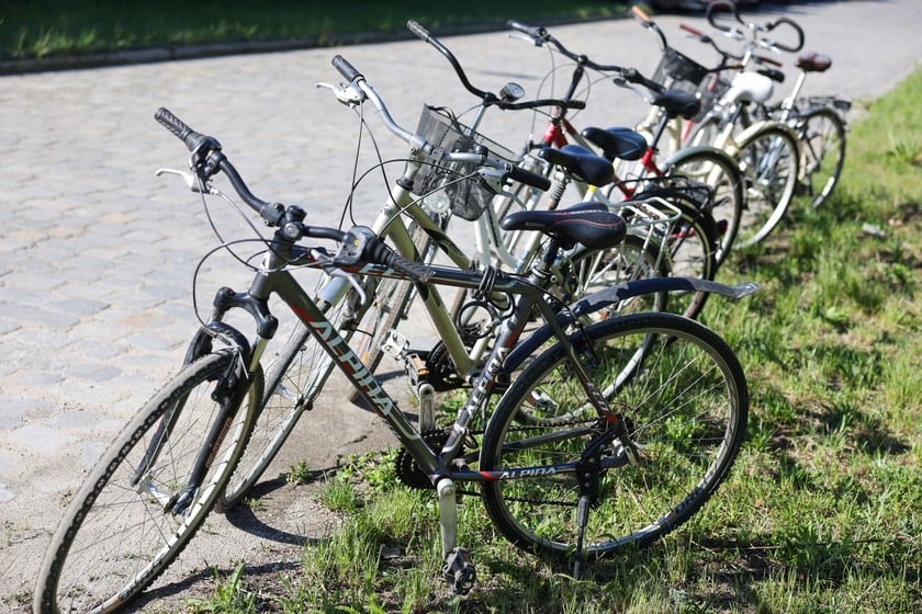 Briefing dotyczący przekazania rowerów z Biura Rzeczy Znalezionych wrocławskiego ZDiUM podopiecznym MOPS