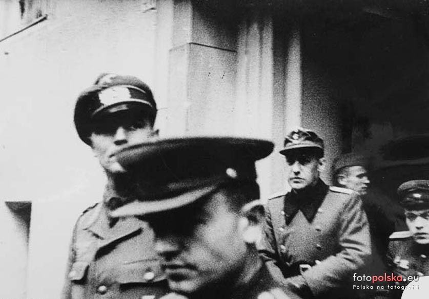 Festung Breslau. Na pierwszym planie major Omar Jachjajew