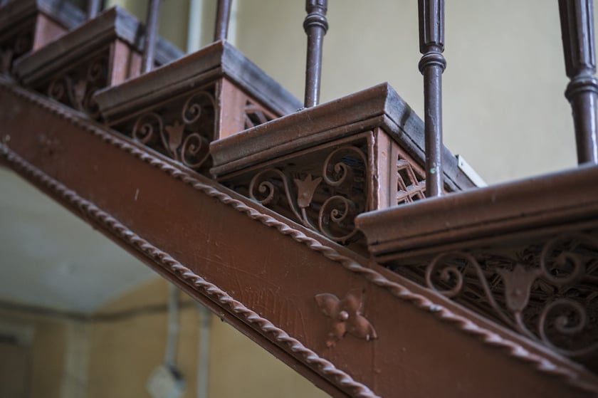 Wnętrza kamienic 1, 1a i 1b na Dworcowej we Wrocławiu