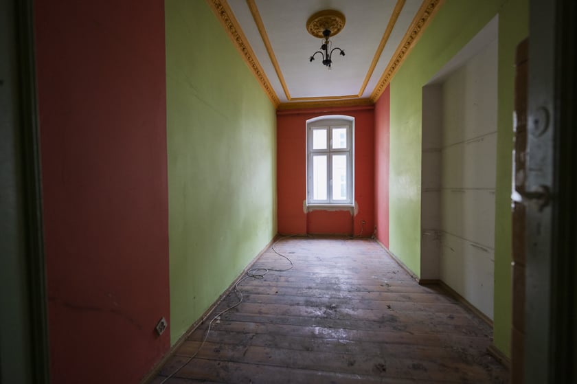 Wnętrza kamienic 1, 1a i 1b na Dworcowej we Wrocławiu