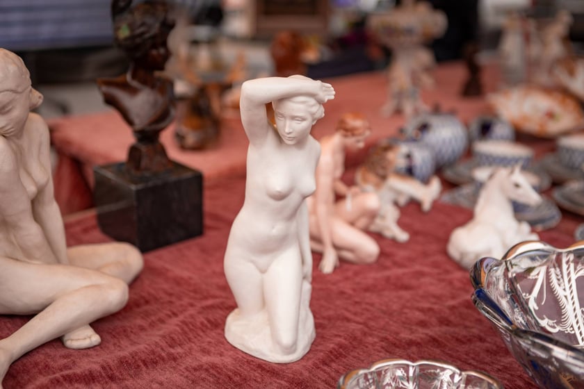 Giełda Staroci pod Iglicą - sobota 10 maja 2025