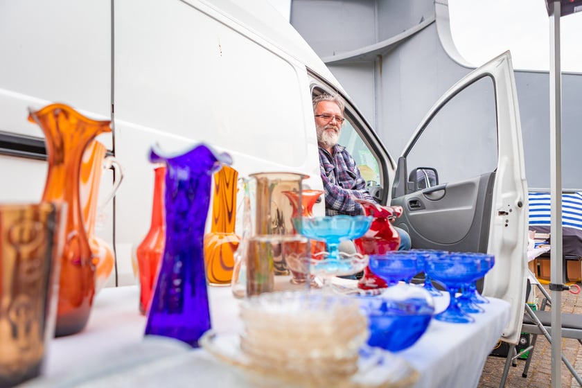 Giełda Staroci pod Iglicą - sobota 10 maja 2025