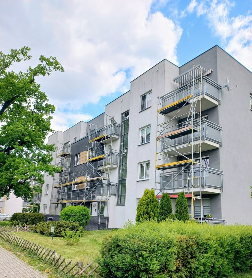 Ponad 170 balkonów - TBS Wrocław wyremontuje w budynkach przy ulicach Prochowickiej w Leśnicy i Kasztelańskiej na Zakrzowie.