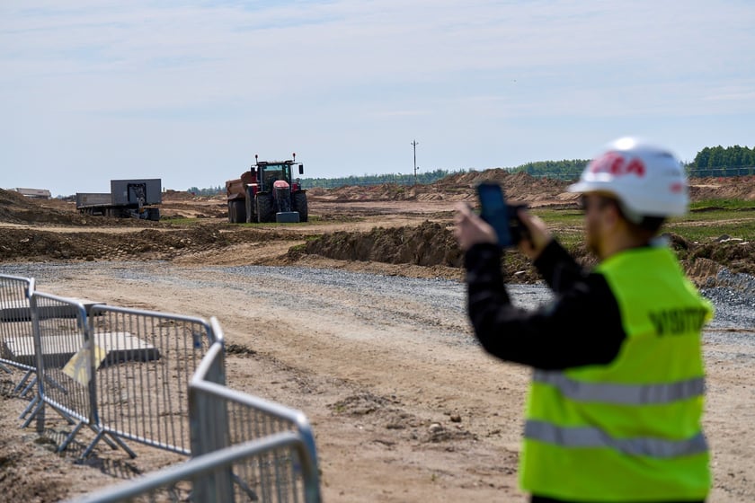 Rozbudowa części lotniczej, 14 maja 2025 roku