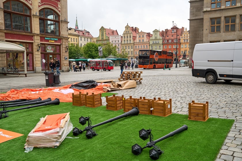 Fan Festiwal - trwają wielkie przygotowania w Rynku i na placu Wolności