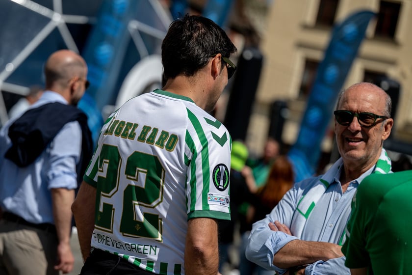Otwarcie ogólnodostępnej strefy kibica Fan Festival w rynku