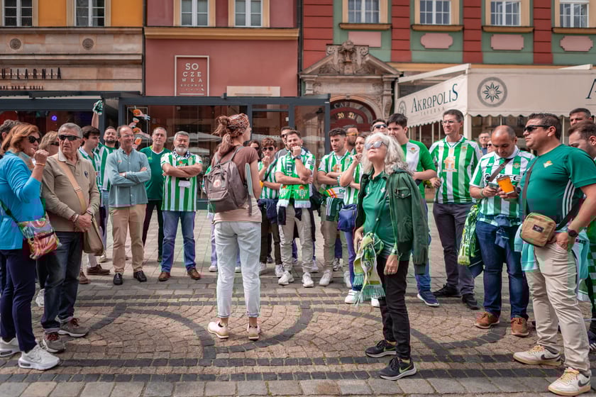 Kibice na wrocławskim Rynku. 28.05.2025
