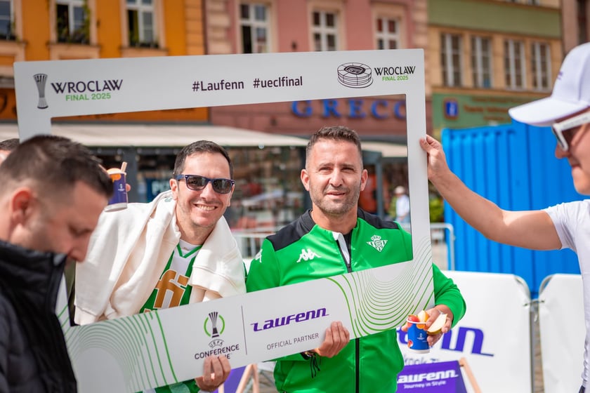 Kibice na wrocławskim Rynku. 28.05.2025