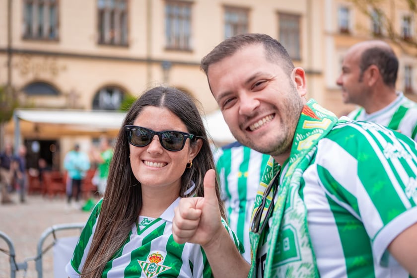 Kibice na wrocławskim Rynku. 28.05.2025