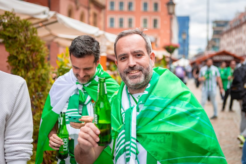 Kibice na wrocławskim Rynku. 28.05.2025