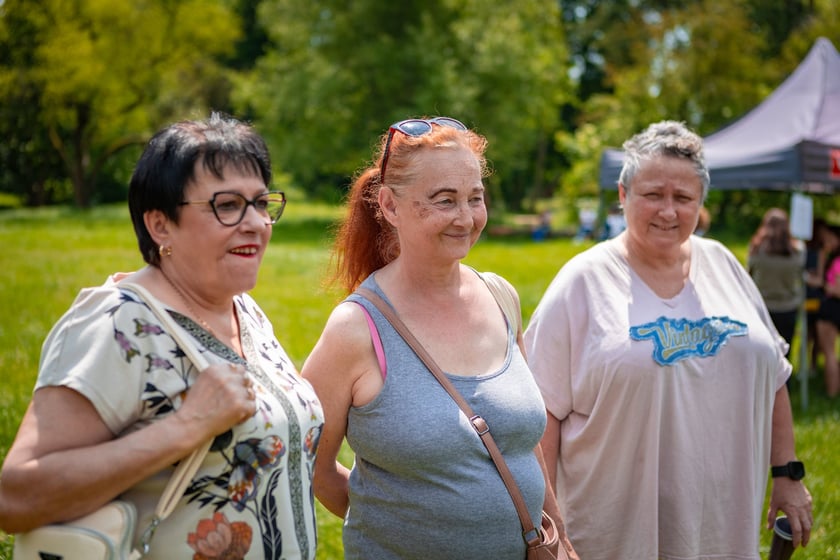 Piknik z okazji Dnia Rodzicielstwa Zastępczego, który odbył się w sobotę 31 maja w parku Grabiszyńskim we Wrocławiu