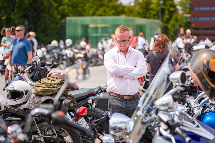Distinguished Gentleman's Ride - stylowe i klasyczne motocykle przejechały przez Wrocław - 1 czerwca 2025 r.