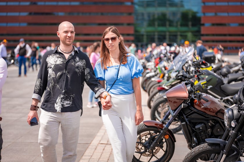 Distinguished Gentleman's Ride - stylowe i klasyczne motocykle przejechały przez Wrocław - 1 czerwca 2025 r.