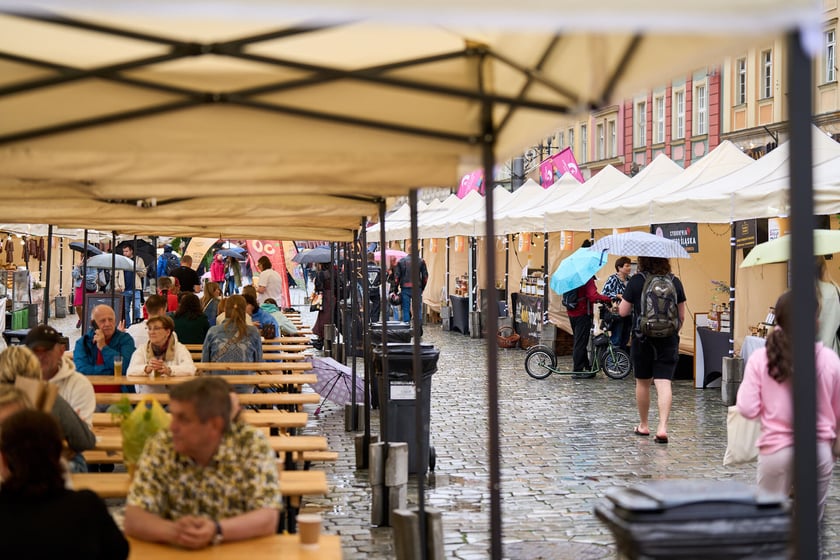 Festiwal Delicje 2025. Wręczenie nagród i uczestnicy na wrocławskim Rynku