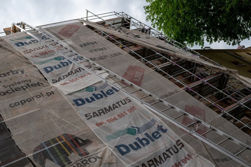 Kamienice przy Kurkowej w remoncie, czerwiec 2025