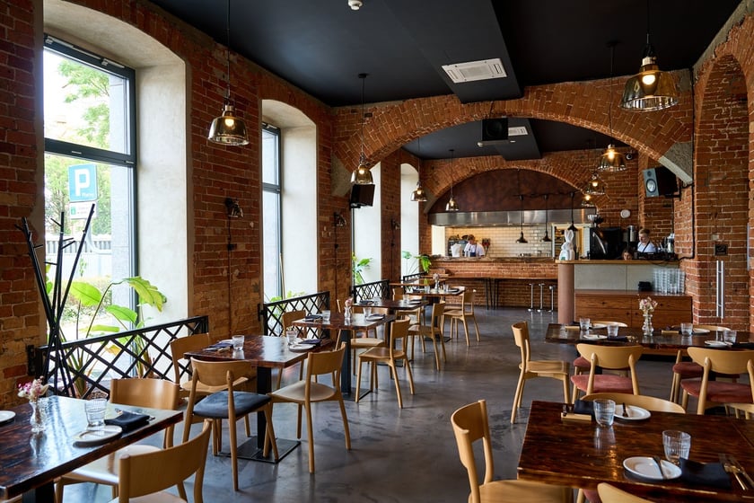 Restauracja IDA Kuchnia i wino mieści się przy Łaziennej 4