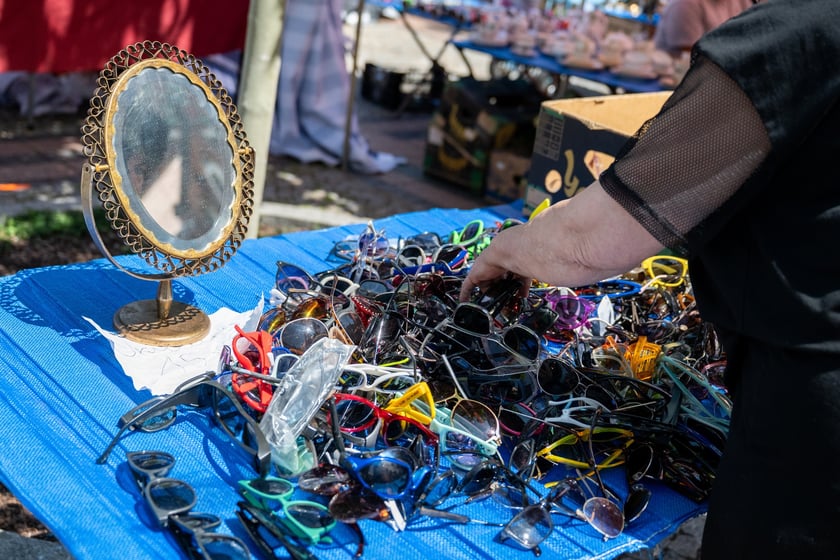 Giełda Staroci w okolicach Rynku, przy Kościele św. Marii Magdaleny na skwerze przy rogu ulic Szewskiej i Wita Stwosza- 12-15 czerwca