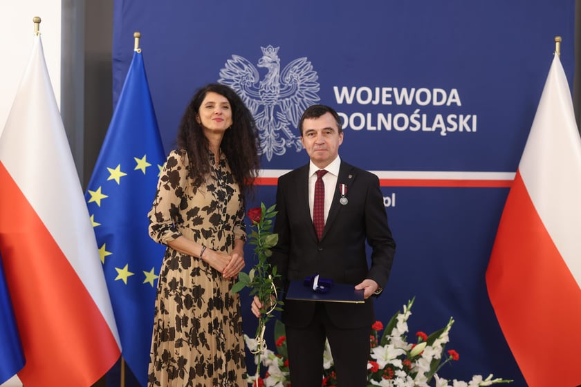 Wręczenie odznak samorządowcom w urzędzie wojewódzkim (16 czerwca 2025)