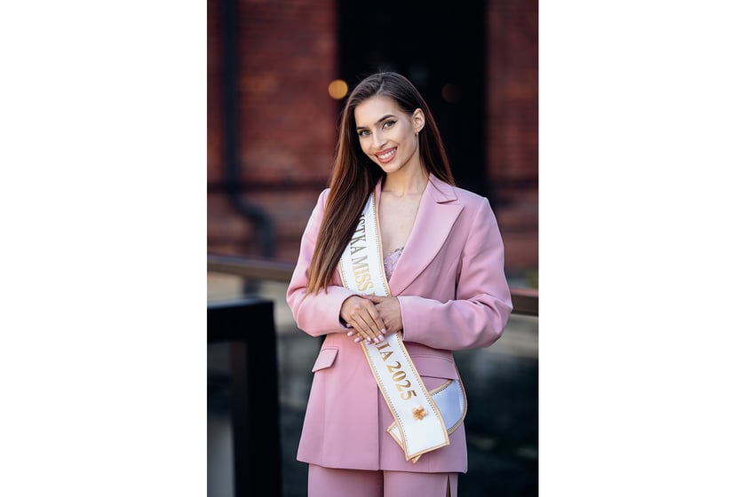 finalistka Amelia Mączka (Wierusz&oacute;w)